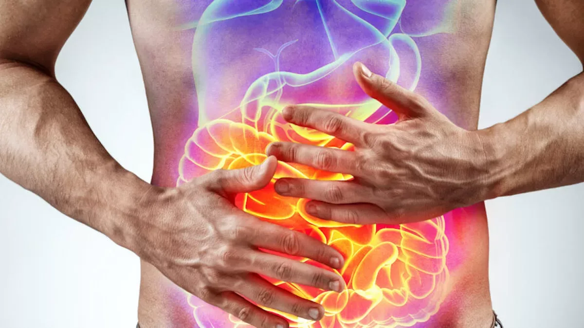 Wetenschappers waarschuwen: déze veelgebruikte zoetstof kan zorgen voor een lekke darm! (en dit zijn de symptomen)