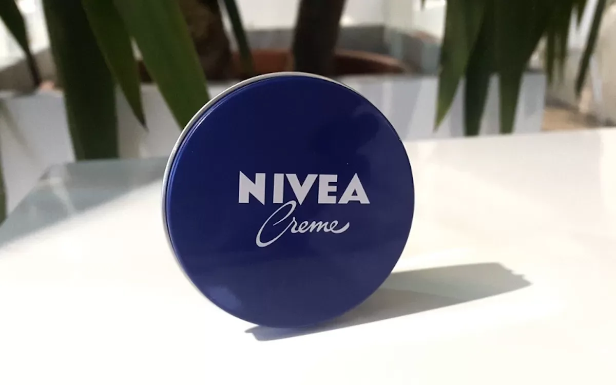 Het iconische Nivea-potje: 7 onverwachte toepassingen!