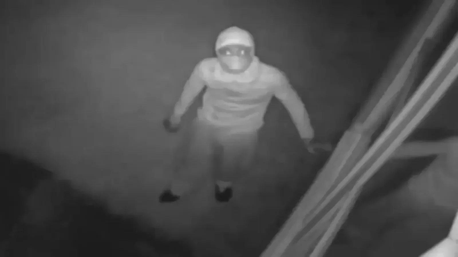 112-nieuws: Let op! Slimme deurbel is juist onwijs handig voor inbrekers