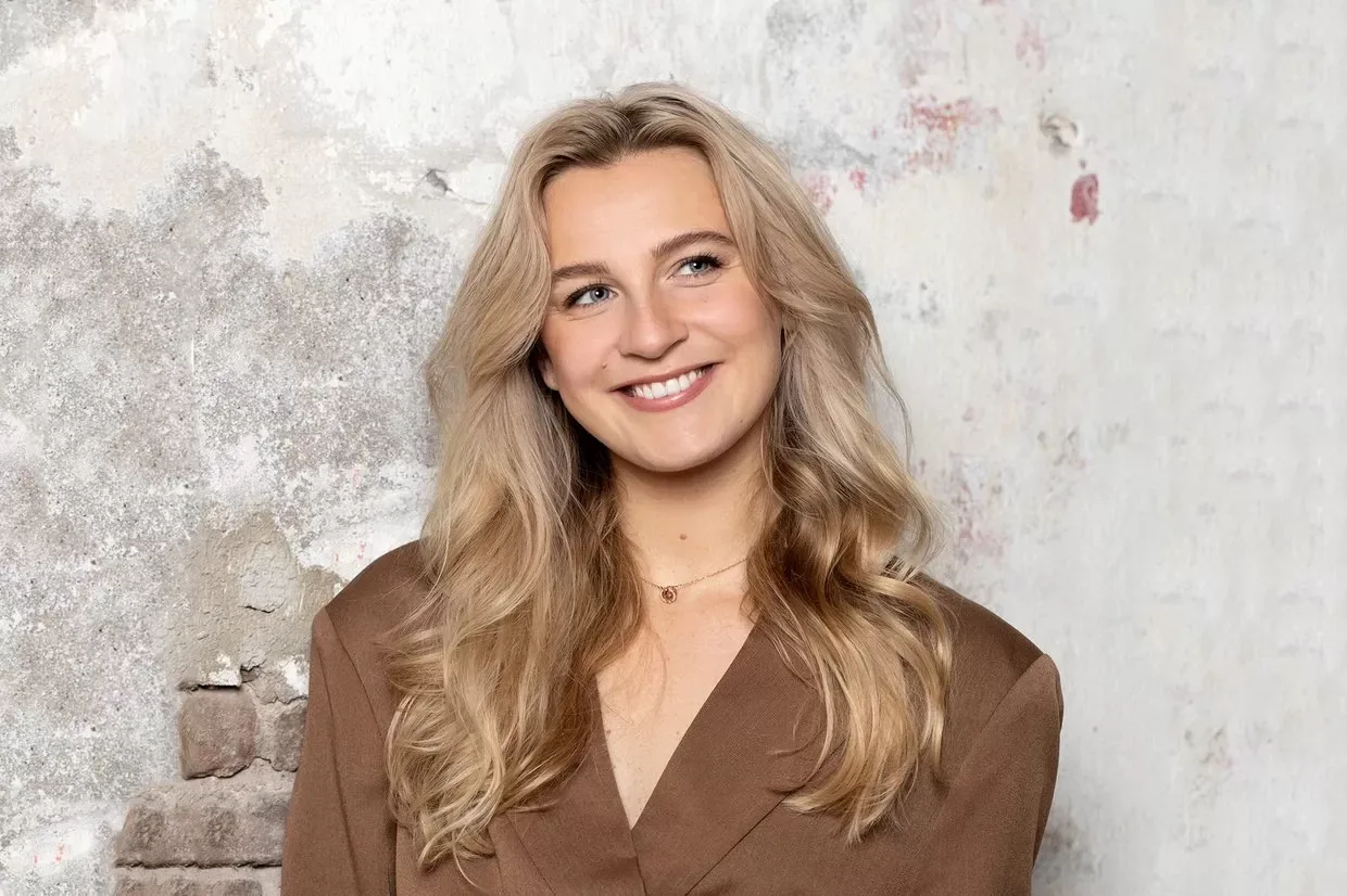 Eva hoort bij de pechgeneratie: “We waren 18 en ons werd 0% rente beloofd”