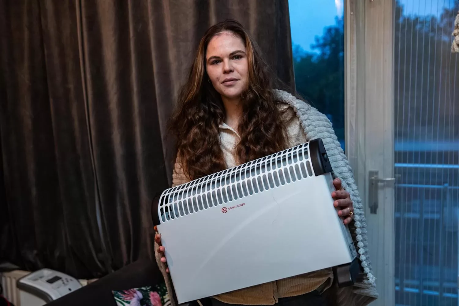 Zodra de donkere maanden aanbreken, begint de ellende voor Sandra (26)