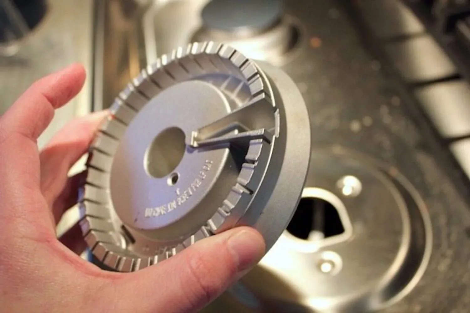 Gaspitten schoonmaken vervelend? Met dit simpel trucje is het zo gedaan!