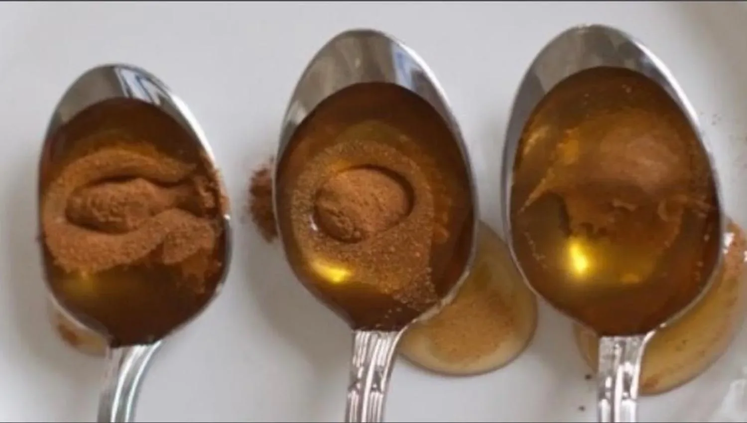 Kaneel met honing: Dit medicijn is zo krachtig dat zelfs artsen het niet kunnen verklaren