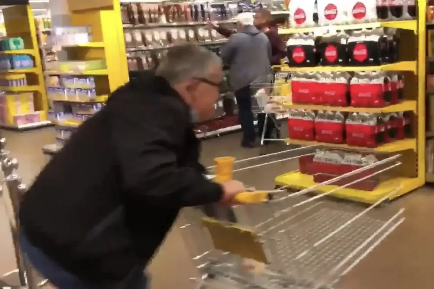 Man scoort recordbedrag tijdens eén minuut gratis winkelen bij de Jumbo