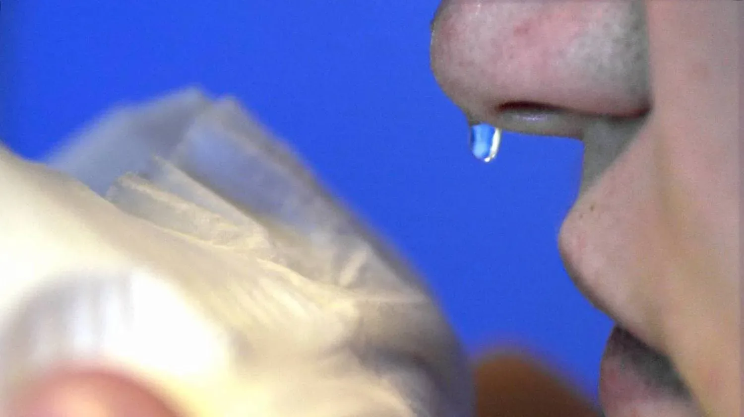 Je neus snuiten of je snot ophalen bij verkoudheid? Expert geeft antwoord! (nooit meer doen dus)