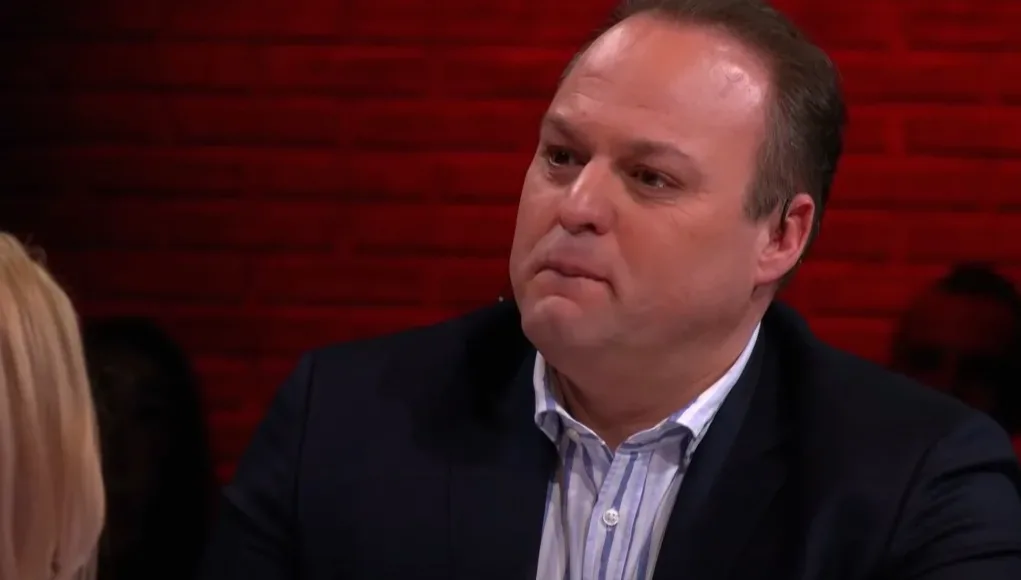 Het gaat helemaal mis met Frans Bauer: “Compleet ingestort”