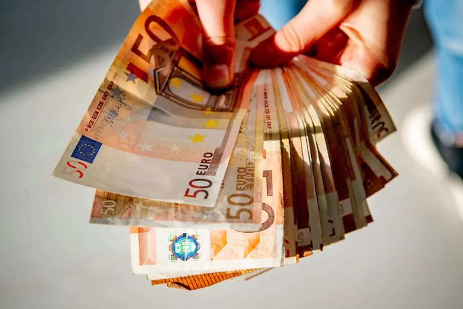 Goed nieuws op eerste loonstrookje van 2024