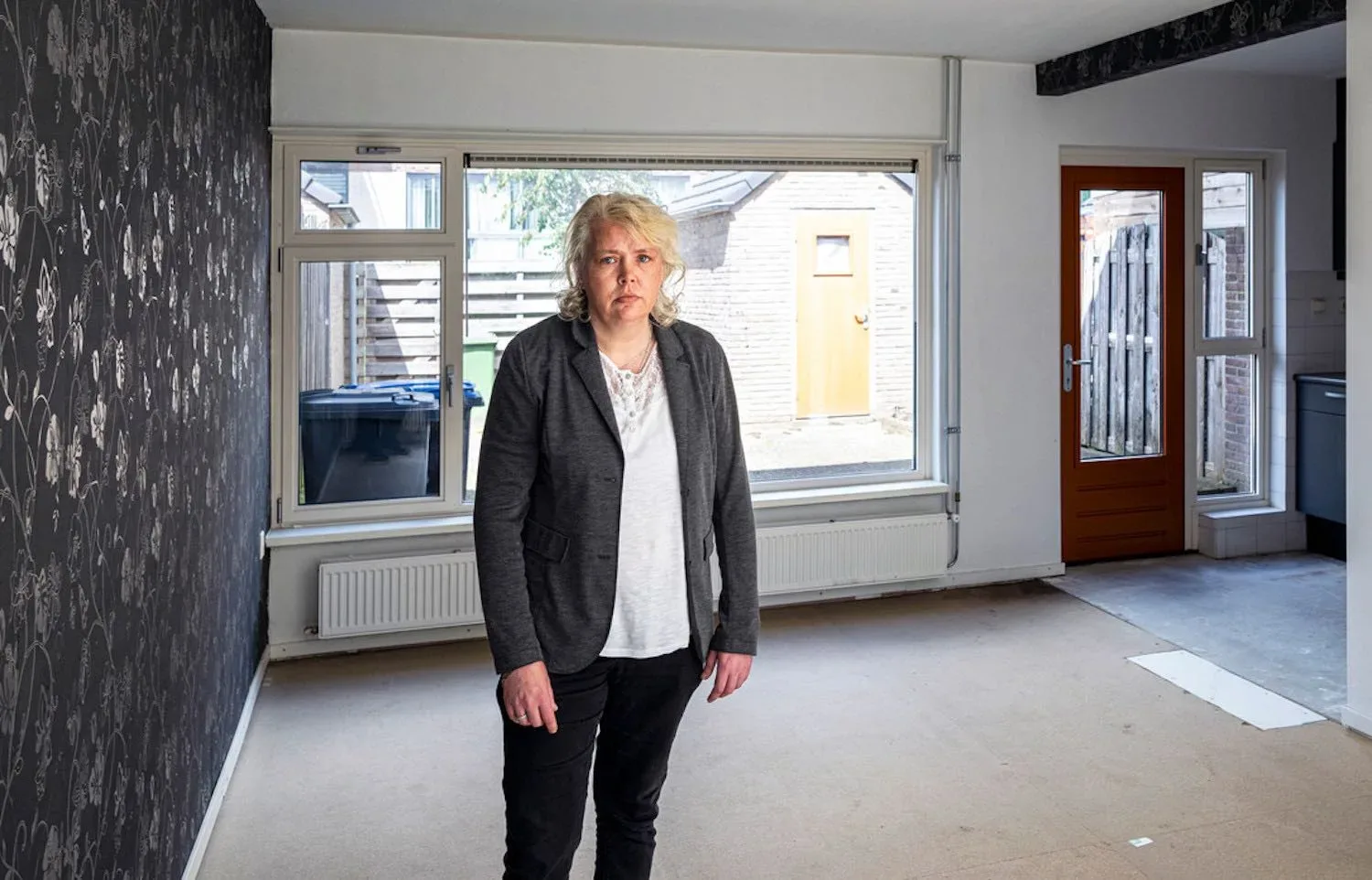 Angela (45) trok bij haar ouders in om voor hen te zorgen, maar de gevolgen zijn enorm