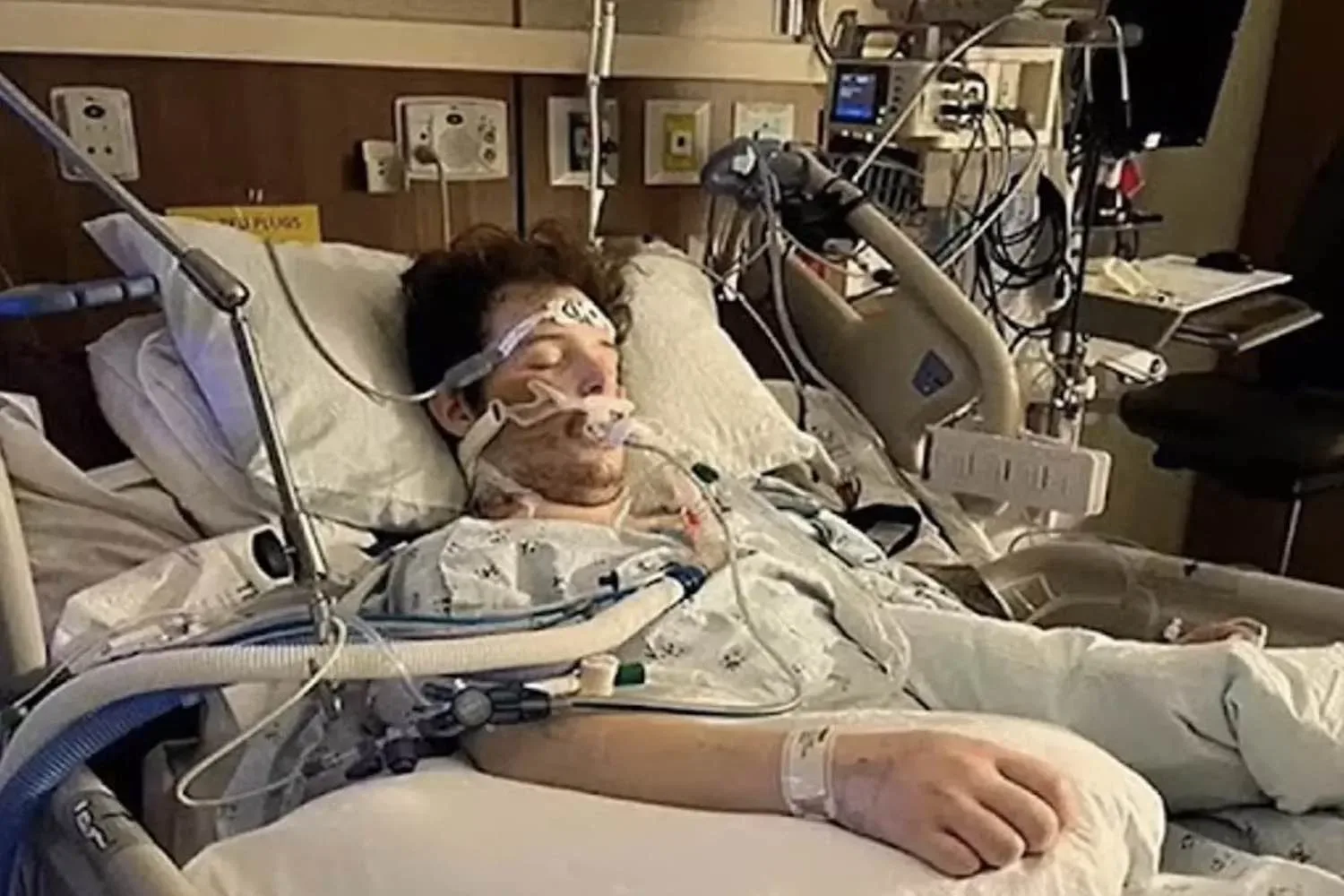 Hartverscheurende laatste woorden van vape-verslaafde (22) met slechts 1% overlevingskans