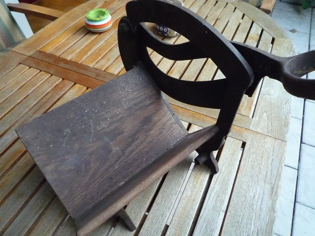 Iedere oma had dit vroeger in de keuken staan, weet jij wat dit is?