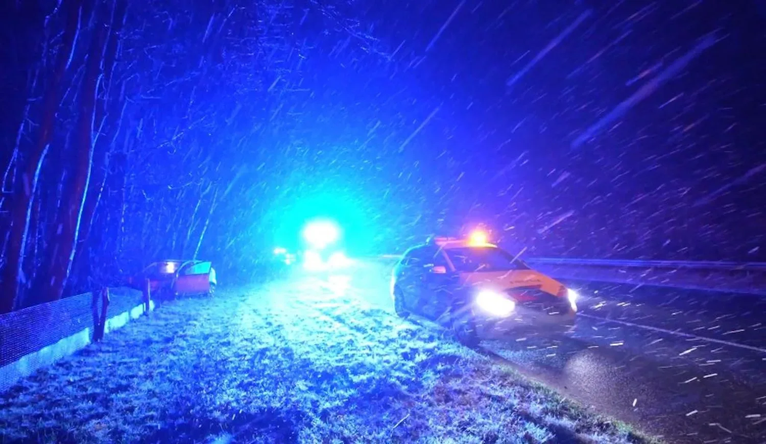 Let op! Zó voorkom je dat je de macht over het stuur verliest bij gladheid