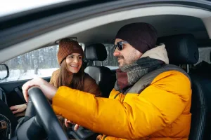 Huh? Zo hoog is de boete voor het dragen van een winterjas in de auto