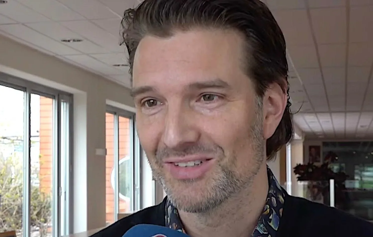 Heftig! Bas Muijs betrokken bij groot auto-ongeluk op A4