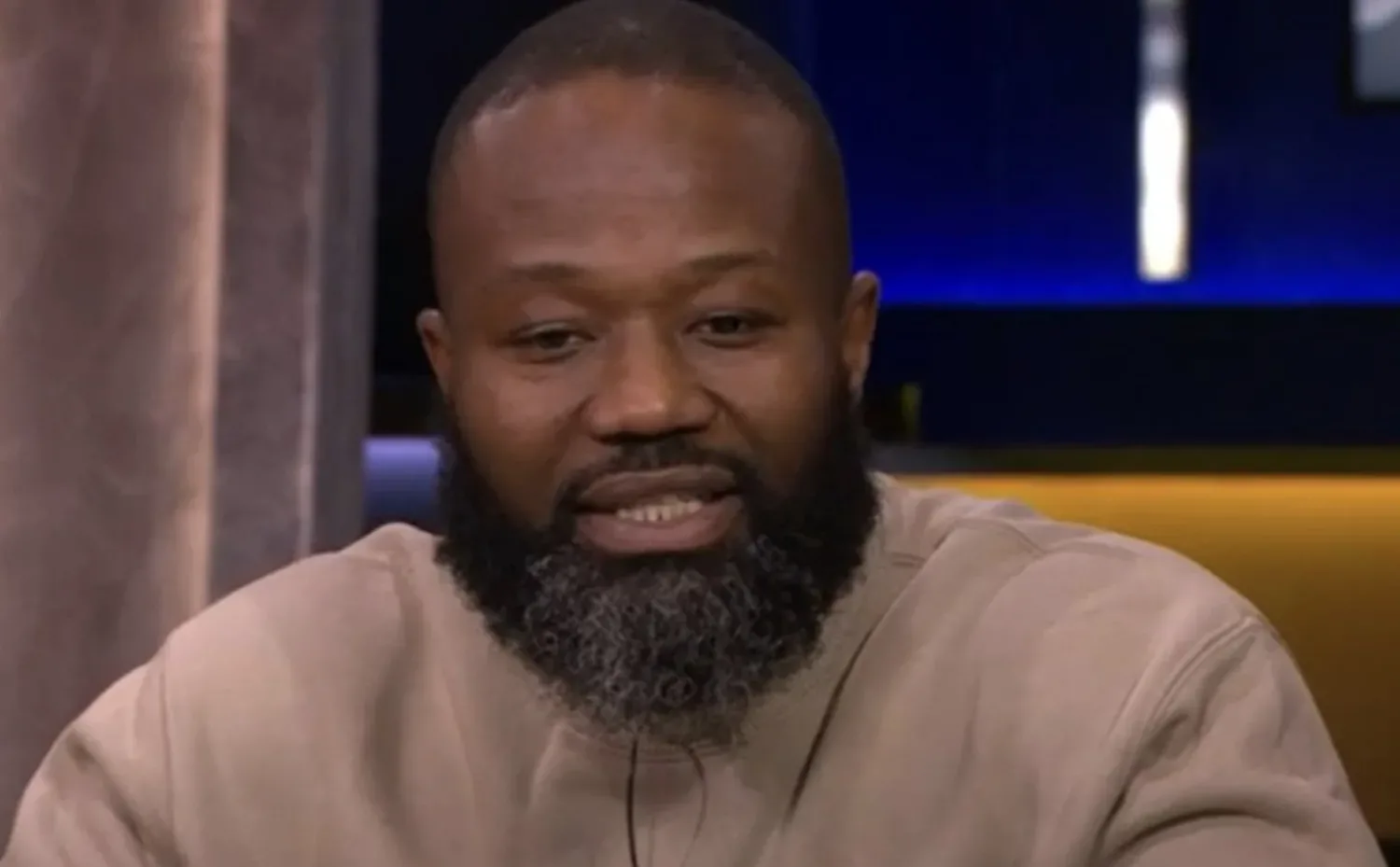 Jerry Afriyie (KOZP) is er helemaal klaar mee en vertelt waarom hij definitief stopt