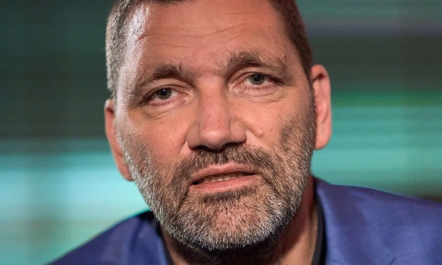 Nieuw slachtoffer meldt zich: Yvonne Coldeweijer gooit alles op straat over Theo Maassen