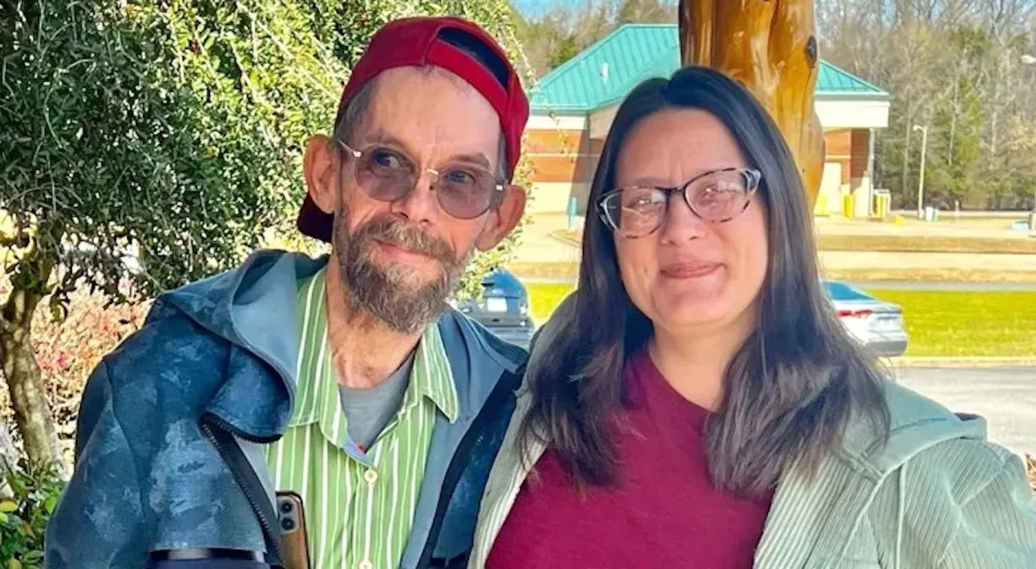 Man loopt elke dag 8km om naar zijn werk te gaan maar deze vrouw veranderde zijn leven