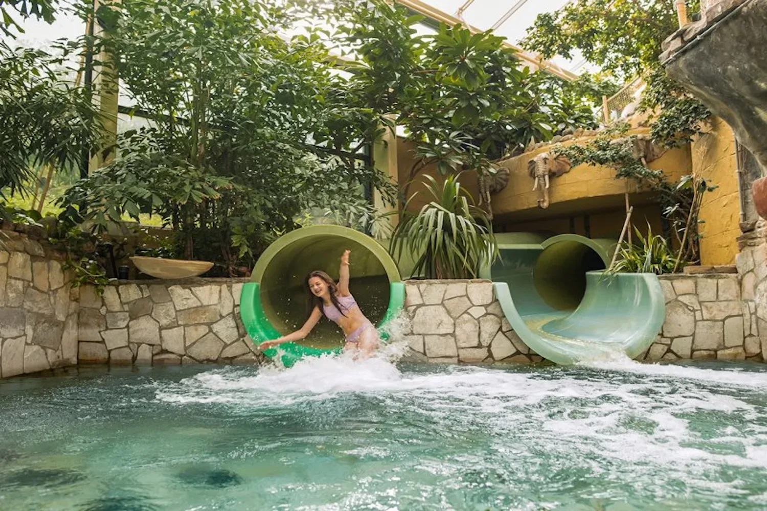 Man die vier meisjes (11) aanrandde in zwembad hoeft niet de cel in