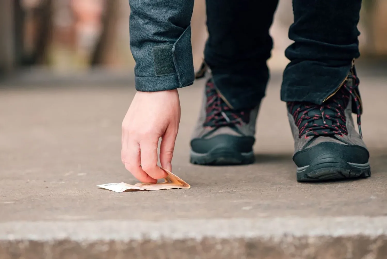 Dit zijn de stappen die je moet volgen bij het vinden van geld