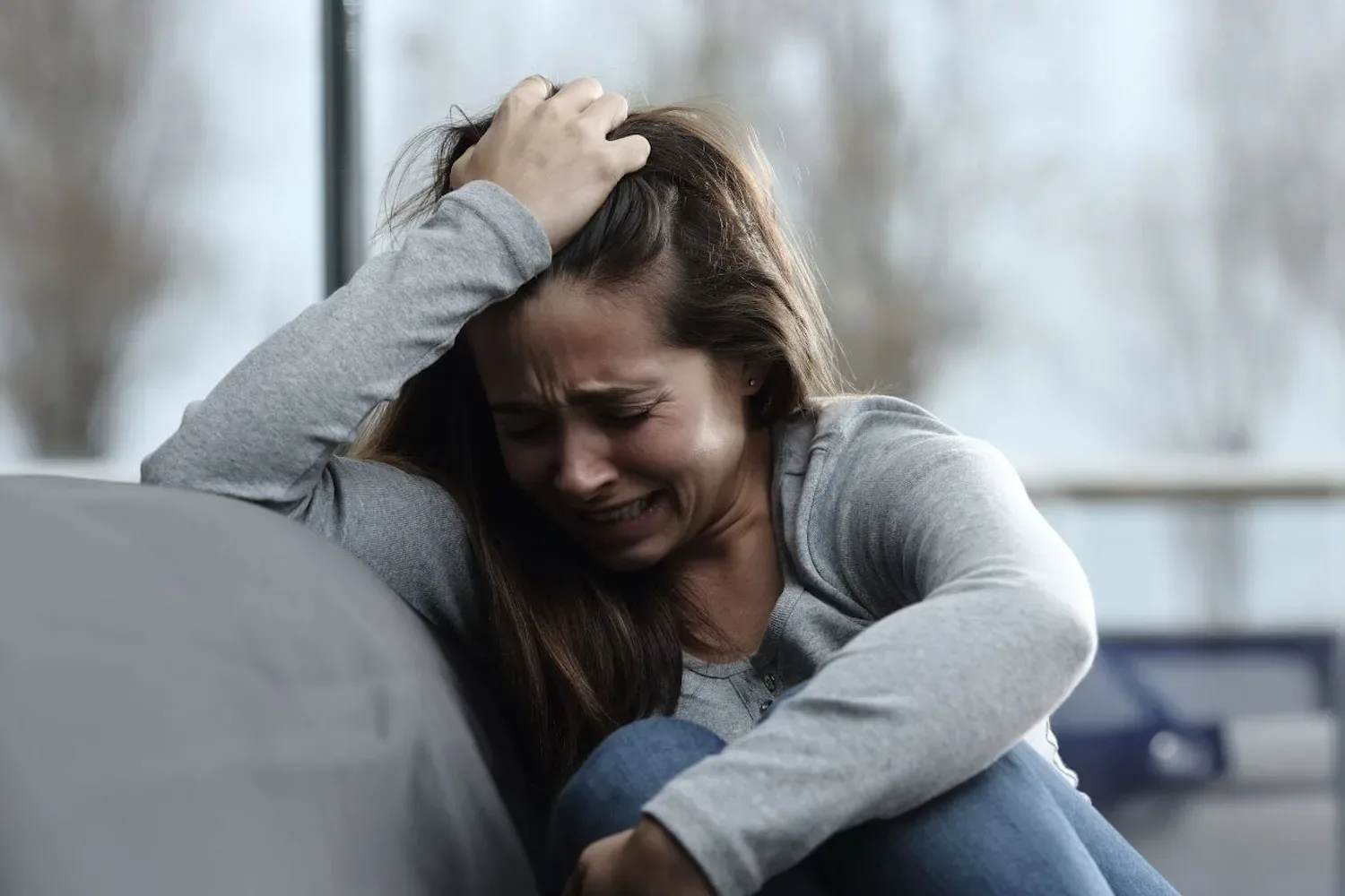 Lobke (27): ‘Mijn vriend heeft een affaire met mijn zusje’