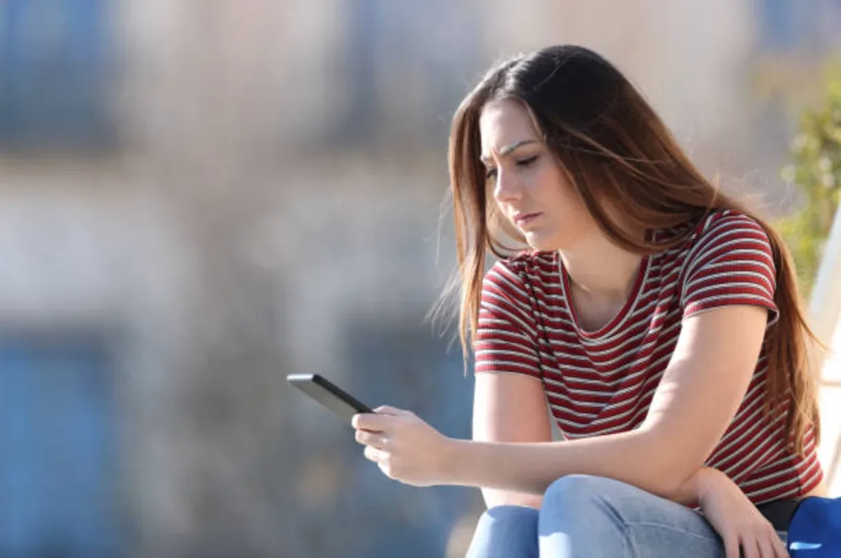 Valerie kreeg een conflict over een Tikkie van 6 euro: “Ik was het zat om altijd de rekening te betalen”