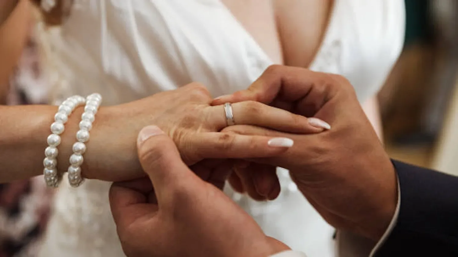 4 sterrenbeelden die twee keer in hun leven zullen trouwen (is het die van jou?)