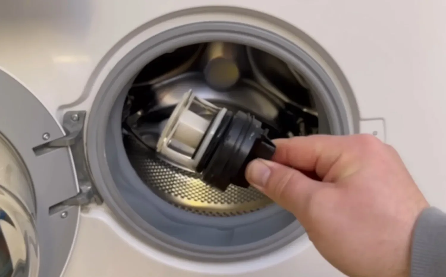 Je wasmachine reinigen is nog nooit zo eenvoudig geweest dankzij deze expert tips.
