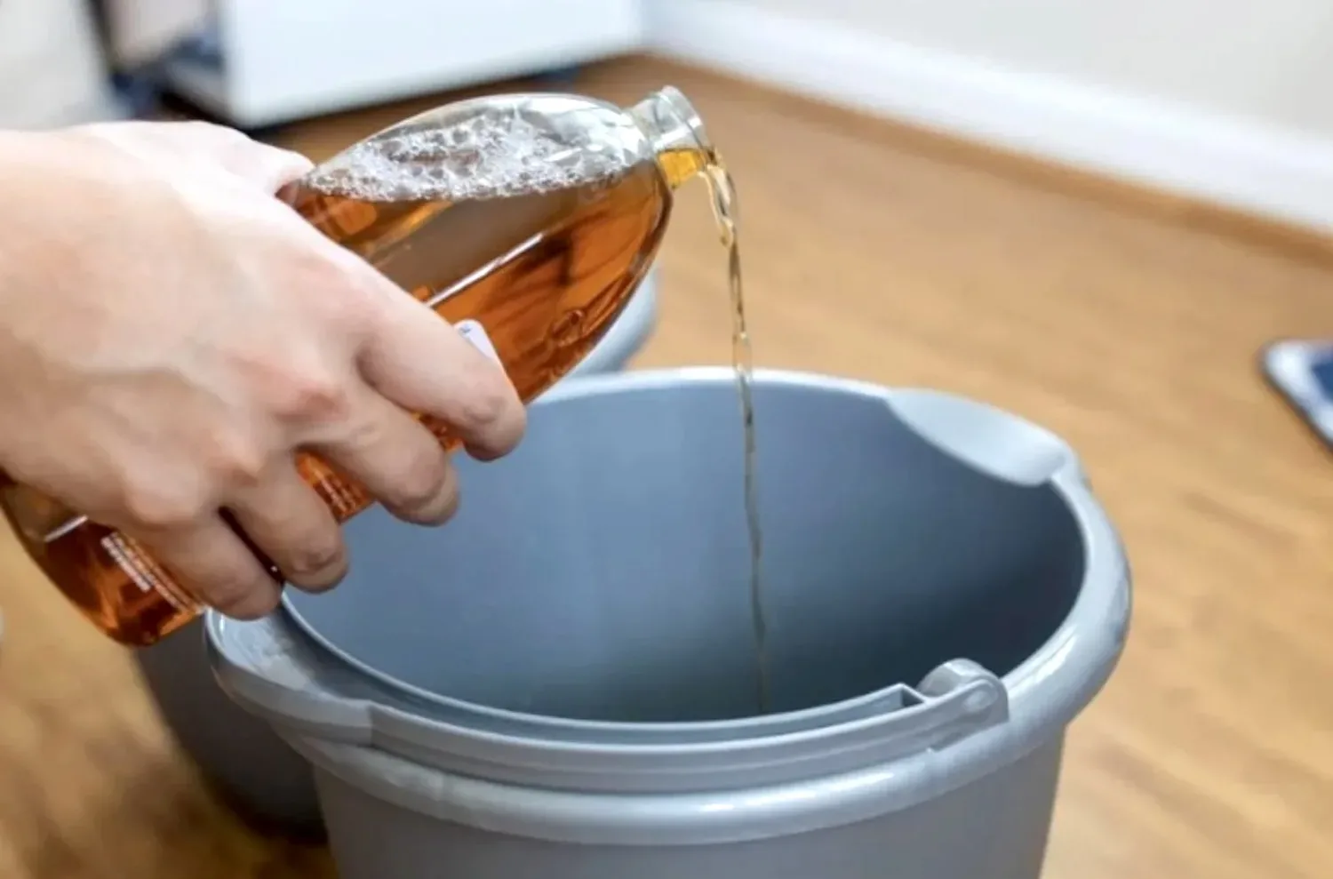 Smeer dit lekker ruikende goedje op je vloer en je bent voor altijd van mieren af!