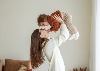 “Één van mijn dochters is geadopteerd, ik heb mijn familie niet verteld welke dat is..”