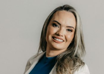 Anne: “Mijn man heeft zijn moeder mee op vakantie gevraagd”