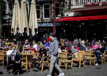 Horecaondernemers schrikken zich rot na verhoging terrasbelasting: ‘Bijna drie keer zo hoog’