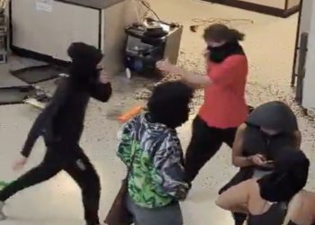 Zien: Universiteit Amsterdam compleet gesloopt door ‘studenten’