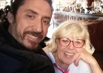 83-jarige vrouw wordt verliefd en trouwt met 37-jarige man