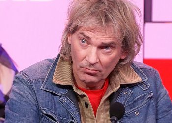 “Onherkenbare” Matthijs van Nieuwkerk verhuist voor goed uit Amsterdam!