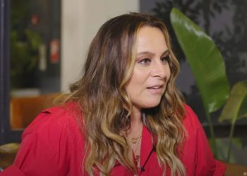 Trijntje Oosterhuis gaat tekeer tegen winkelmedewerkster: ”Weet jij wel wie ik ben?”