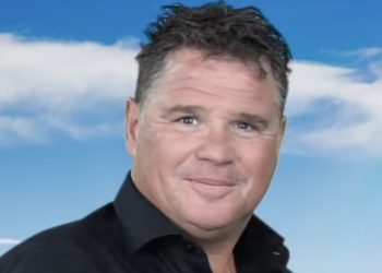 Wolter Kroes barst plots in tranen uit bij Shownieuws