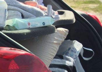 Dakloze moeder Mila: ‘Het leven in een auto met mijn baby is een nachtmerrie’