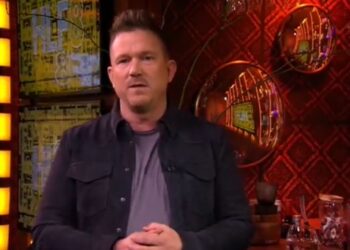 Johnny de Mol moet voor de rechter komen voor een zwaar misdrijf