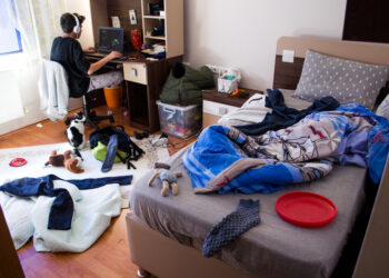 Door mij is mijn broer gestopt met douchen en nu voel ik me schuldig!