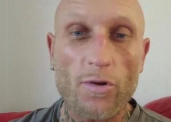 Kevin zet TikTok op stelten met zijn datingeisen: “Ik heb teveel klasse”