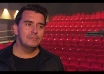 Jan Smit zijn nieuwe carrière is niet goed van start gegaan: “Verstand van zingen, niet van huizen!”