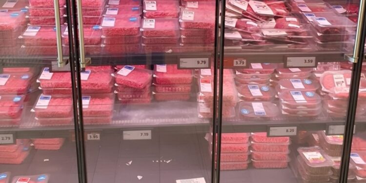 Nieuwe vleesalternatief van de Lidl zorgt voor ophef: ‘Ongelooflijk’