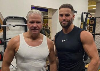 Dries Roelvink trots op bekering van zoon Donny tot de islam: “Ik zou willen dat het mij was overkomen”