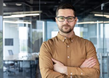 Mark (39): ‘Mijn vriendin eist dat ik niet omga met mijn ex vanwege ons gedeelde verleden.’