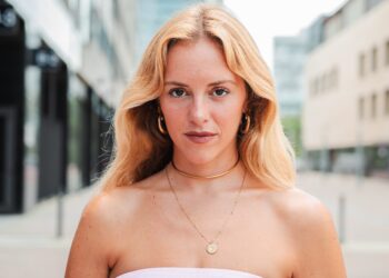 Noa (30): ‘Mijn wereld stortte in toen ik ontdekte wat mijn man al die tijd verborgen hield’