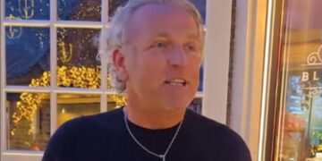 Video: Gordon pakt de microfoon weer op: “Ik ga weer zingen!”