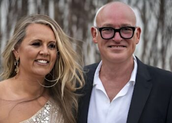 Vreemde update over huwelijk René van der Gijp: ´We kunnen er niet meer over liegen´