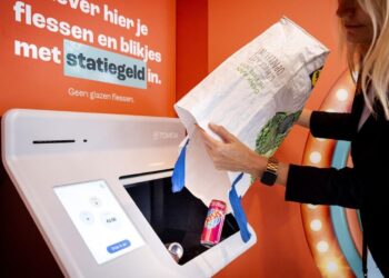 Producenten houden miljoenen aan niet-ingeleverd statiegeld: consument betaalt de prijs volgend jaar