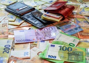 Let goed op: dit bedrag mag je je kind belastingvrij schenken in 2025