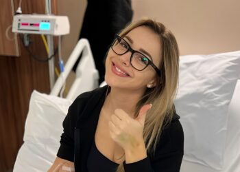 Emotioneel eerbetoon voor ernstig zieke Emma Heesters