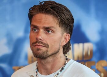 Rachel stapt naar de rechter als Monique’s toekomstige baby ook de naam Hazes krijgt